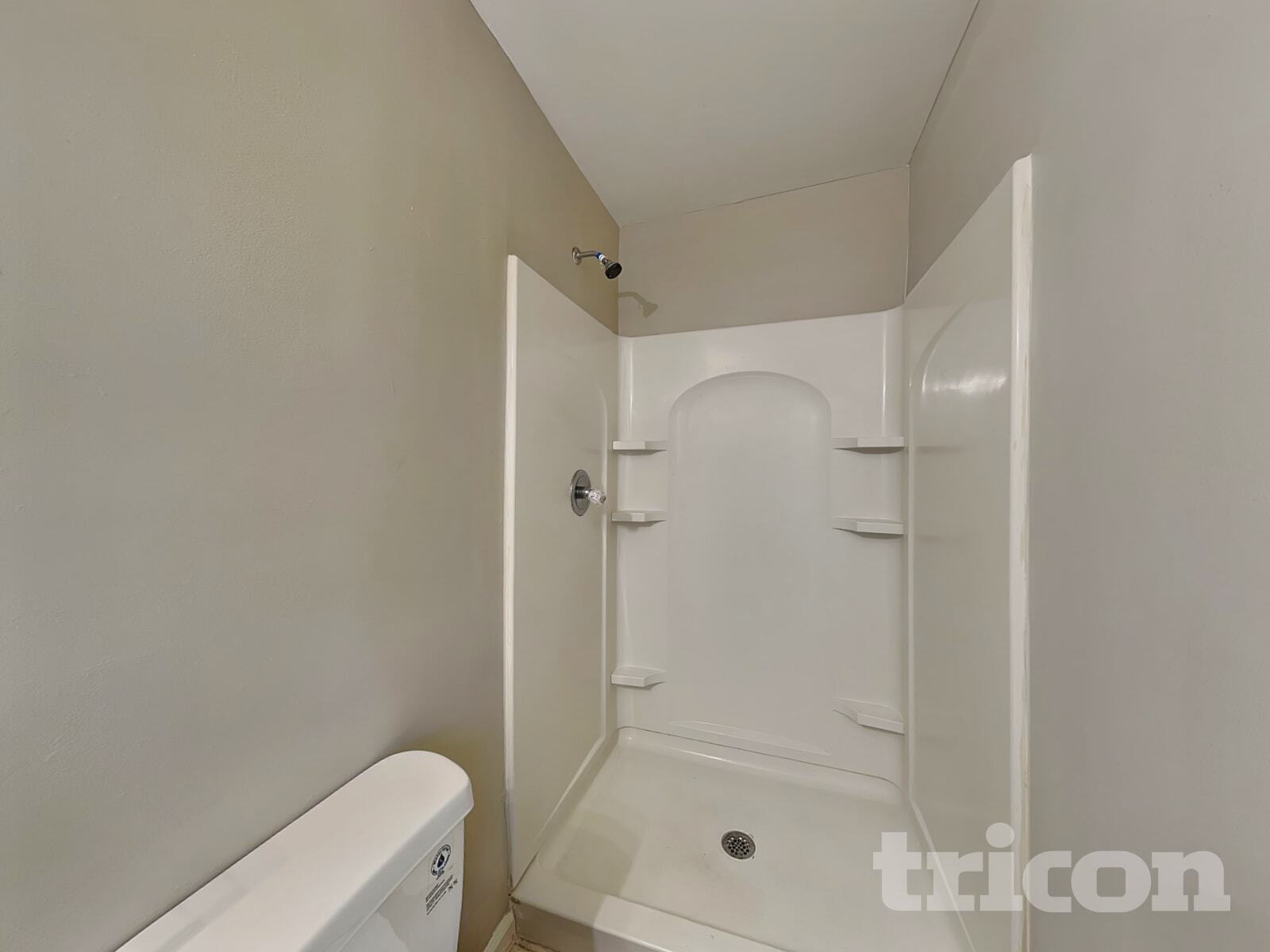 Building Photo - 2906 Deshong Dr SW