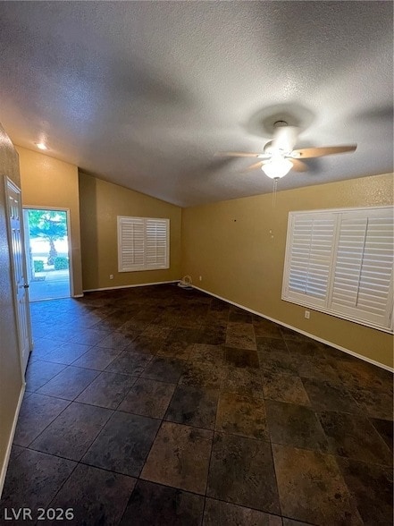 Building Photo - 44 Tanglewood Dr