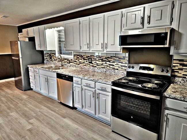 Building Photo - ***Move In Special***HOUSE FOR RENT - PRIC...