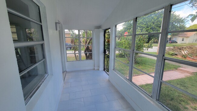Building Photo - 1342 NW 43rd St