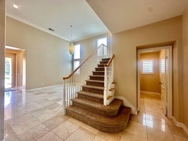 Building Photo - 10516 Abalone Landing Terrace