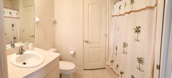 Building Photo - 4430 Corso Venetia Blvd