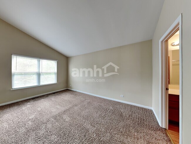 Building Photo - 2387 N Lancaster Ln