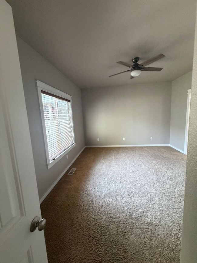 Building Photo - 3024 N Christian Way