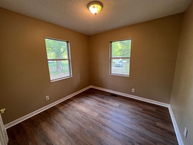 Building Photo - 3 Bedroom in Grant AL