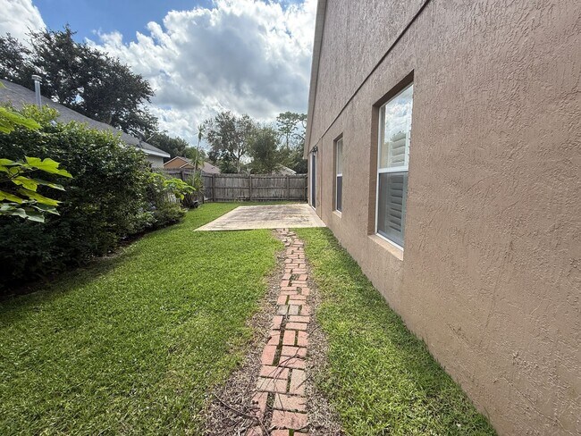 Building Photo - Beautiful Lake Mary 4 Bedroom home in Gate...