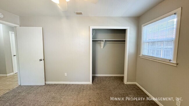 Building Photo - 4817 45th St