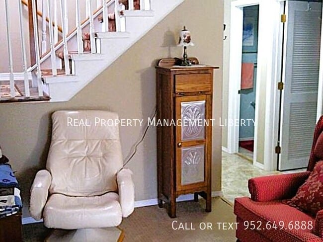 Building Photo - 10425 Decatur Cir