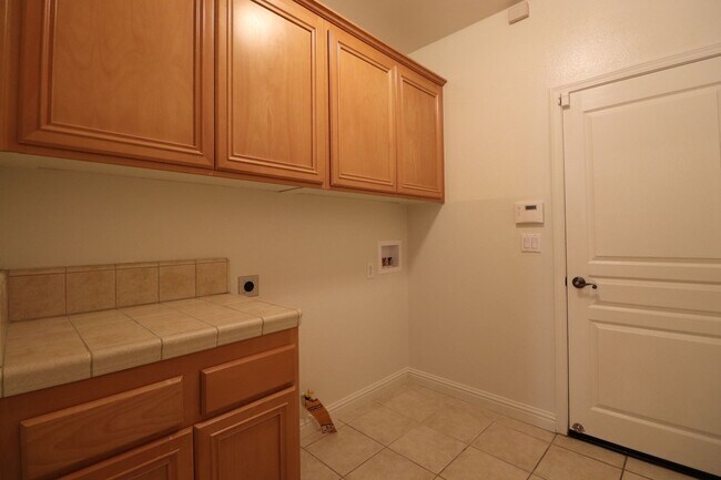 Building Photo - **Single-Story Home in The Classics at Bradley Square – 4 Bedrooms, 3 Baths**