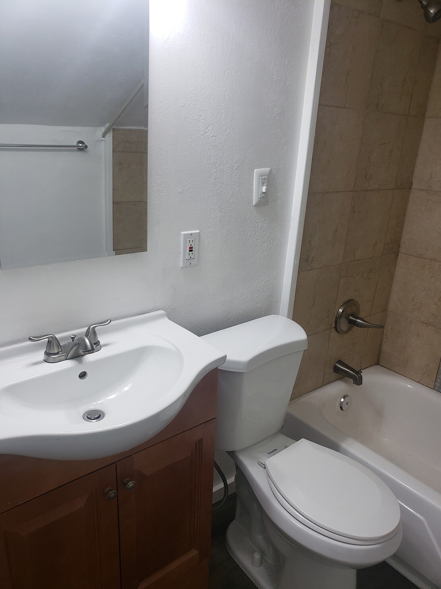 Bathroom - 1107 Acklen Ave