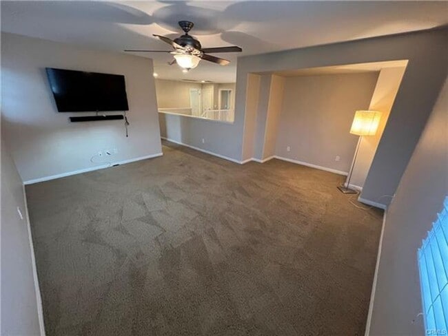 Building Photo - Canyon Hills Home