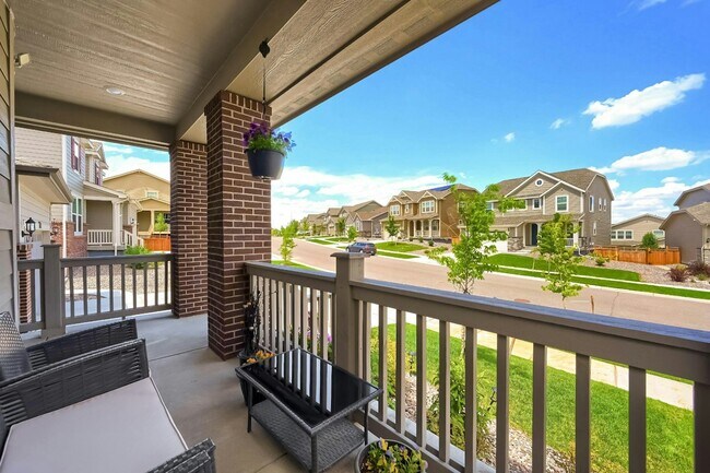 Building Photo - 15895 Red Bud Dr