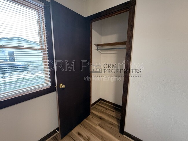 Building Photo - 805 Miami Blvd