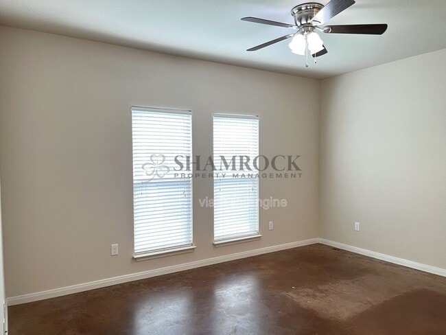 Building Photo - 5604 Foxborough Dr