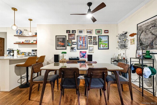 Building Photo - 100-11 67th Rd