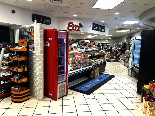 LOBBY LEVEL YOUR BUILDING - 300 N State St