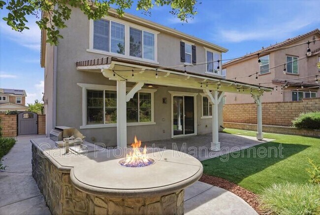 Building Photo - 24313 La Montura Dr