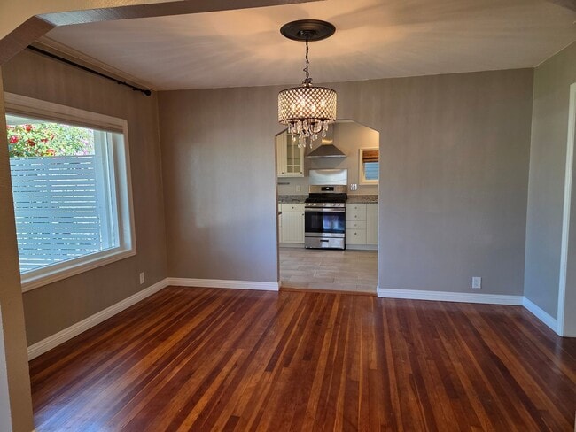 Building Photo - Historic Folsom 2 Bdrm, 1 Bath