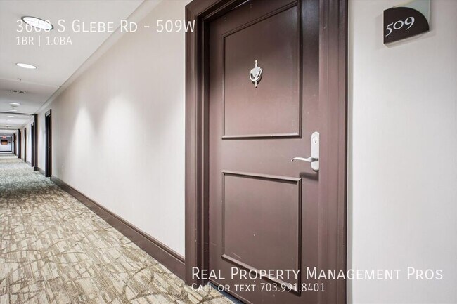 Building Photo - 3600 S Glebe Rd