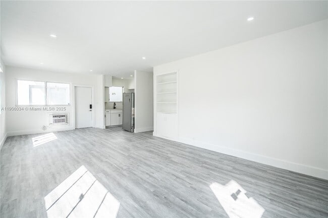 Building Photo - 6871 Abbott Ave