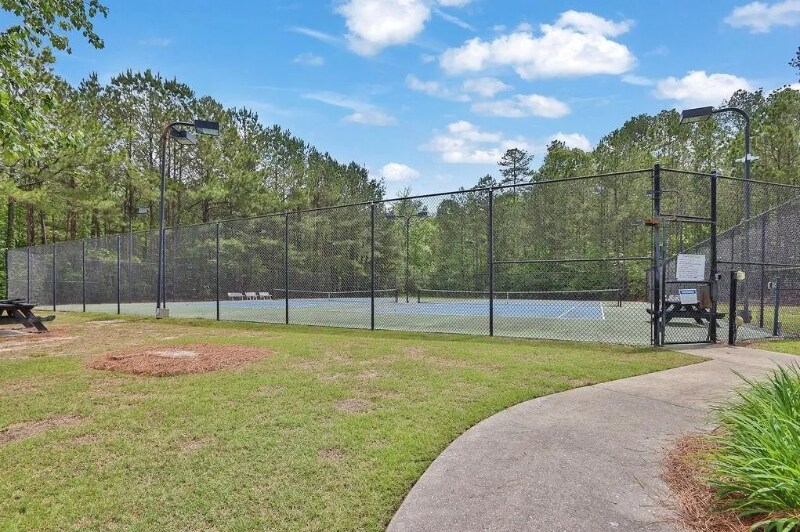 Building Photo - 2582 Oak Bluff Dr