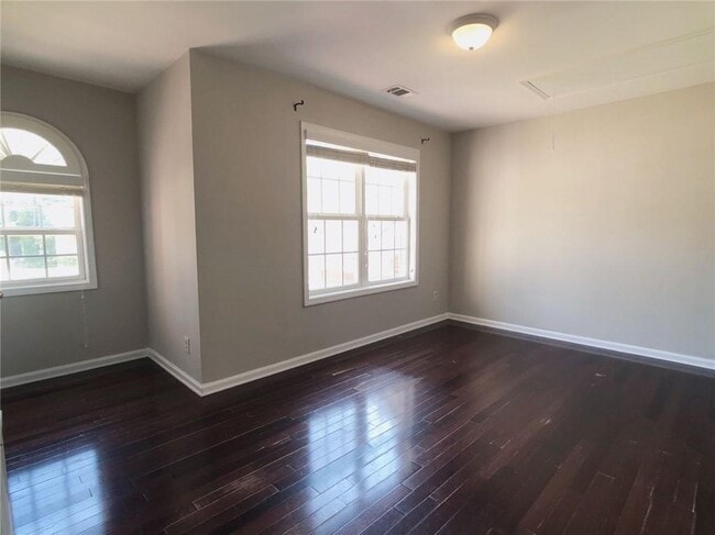 Building Photo - 3983 Rivermeade Dr SW