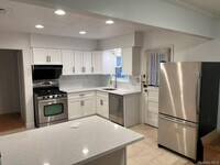 Building Photo - 49-64 175th Pl