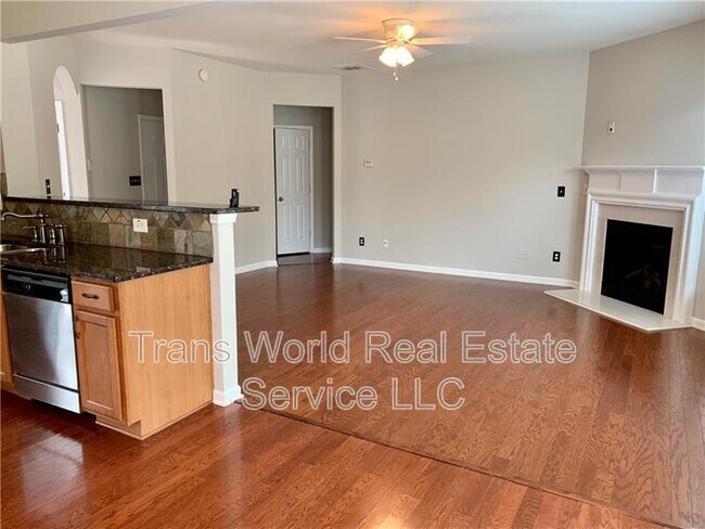 Building Photo - 2352 Jasmine Glen Dr