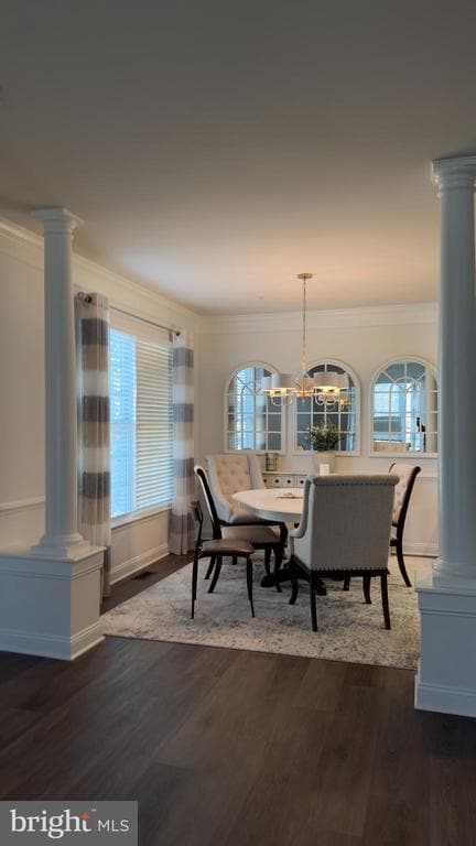 Building Photo - 714 Perthshire Pl