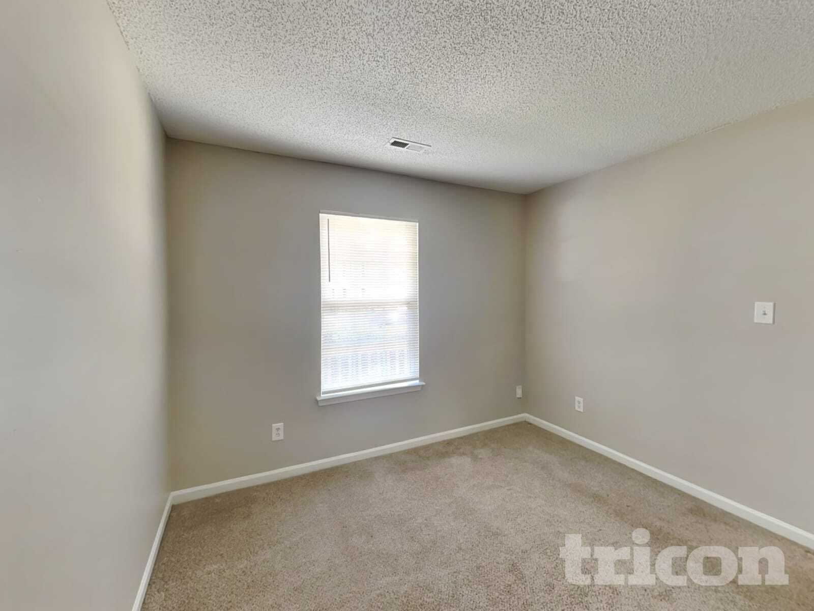 Building Photo - 12209 Stewarts Crossing Dr