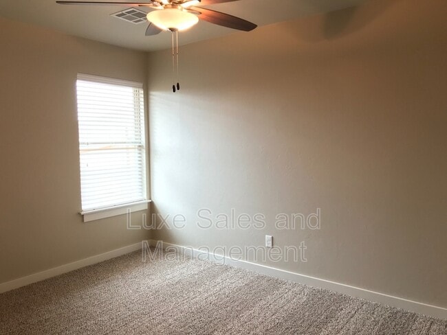 Building Photo - 1421 MacAlpine St