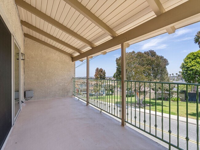 Building Photo - 1822 Spreckels Ln