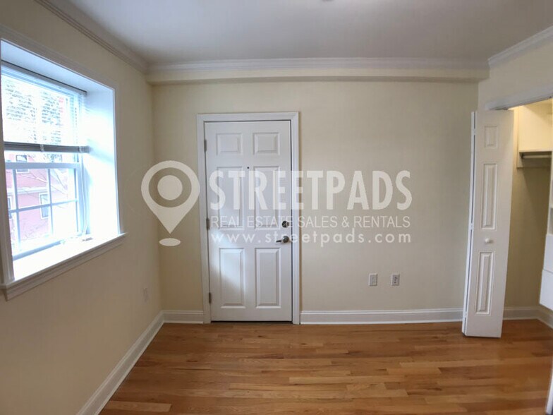 Building Photo - 55 Langdon St