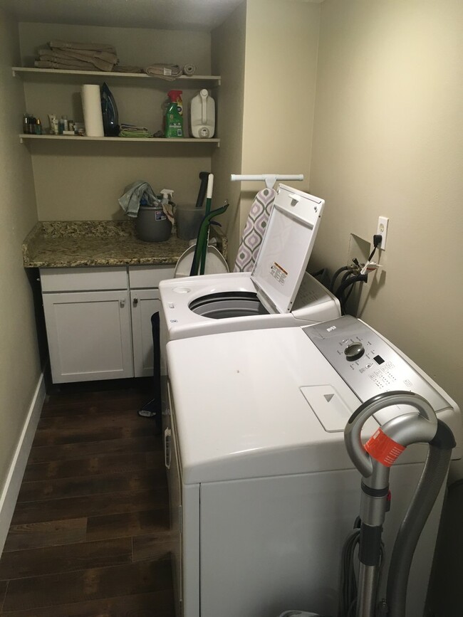 Building Photo - Fresh & Updated Provo Basement