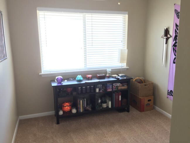 Bedroom Three - 4058 Midlands Rd