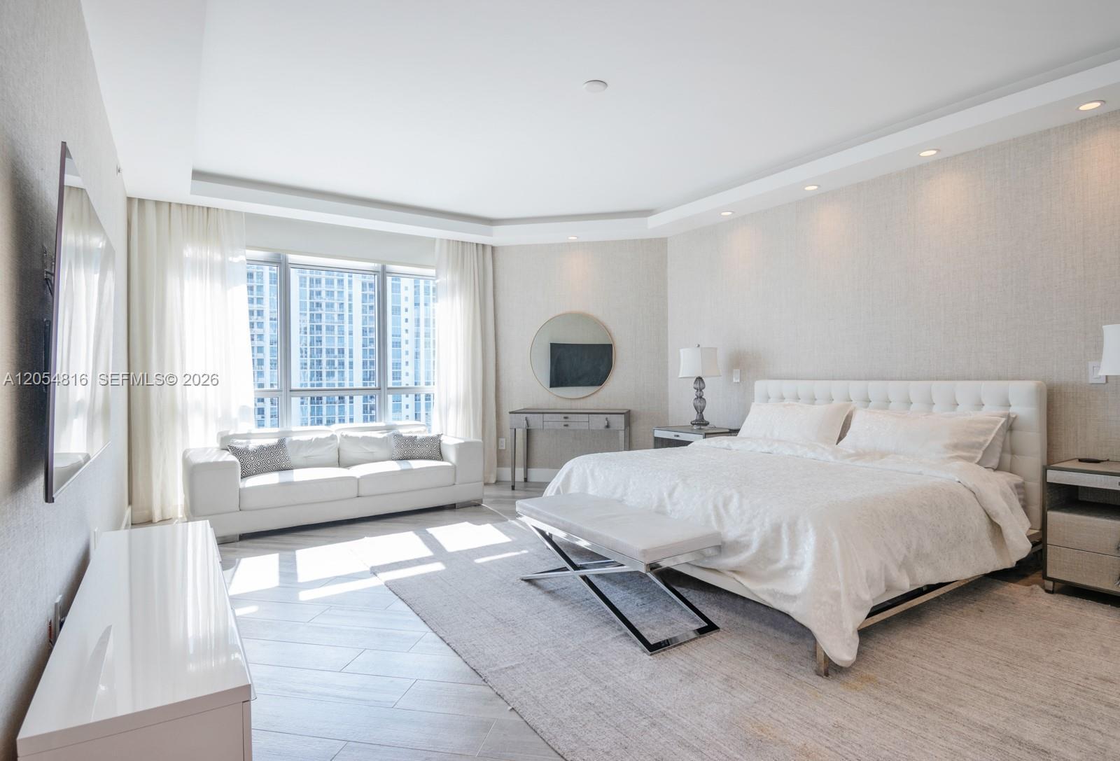 Building Photo - 17301 Biscayne Blvd