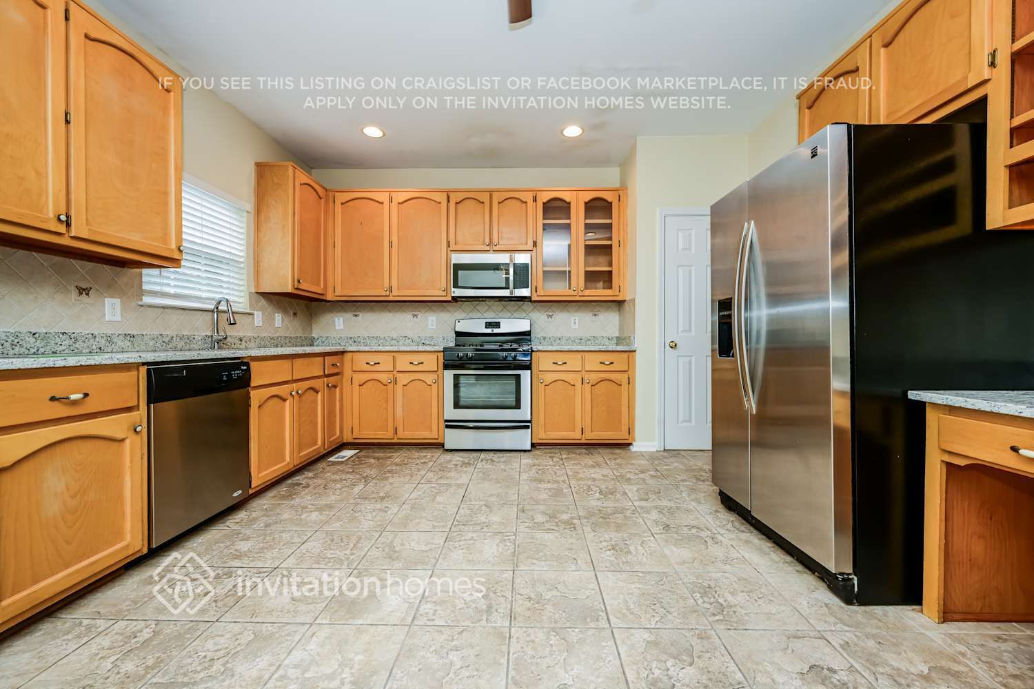 Building Photo - 255 Briarsweet Way