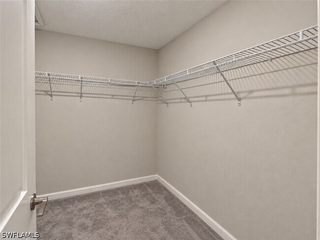 Building Photo - 21881 Lyonia Ln