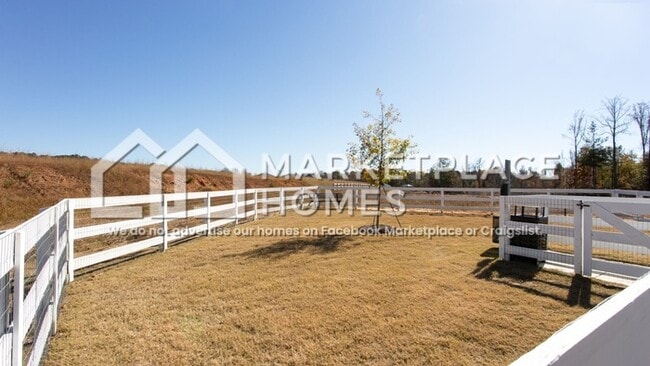 Building Photo - 2115 Avalon Rdg