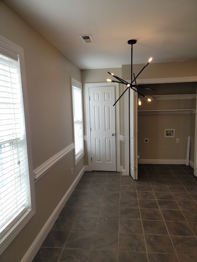 Building Photo - 2051 Cambria Dr