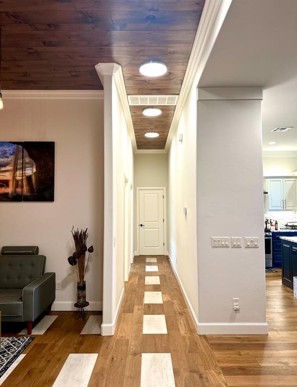 Building Photo - 812 Fox Hollow Dr