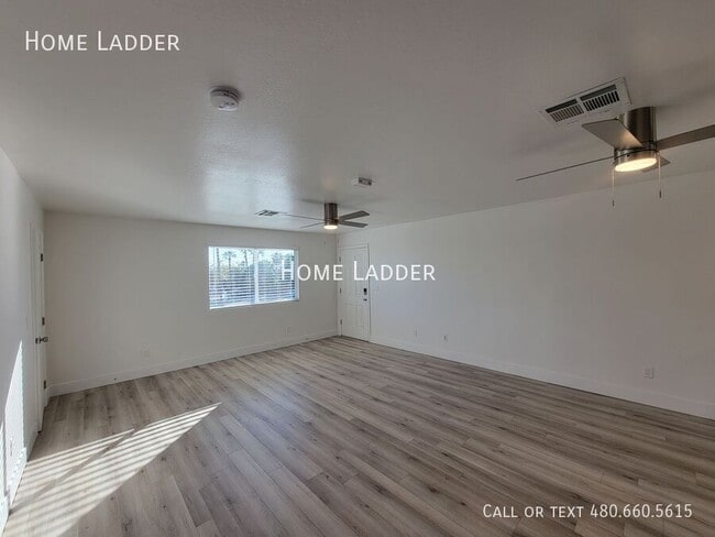 Building Photo - 2301 N 27th St