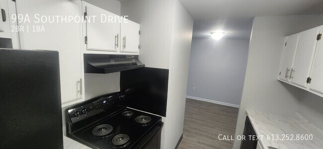 Building Photo - 99 Southpoint Dr