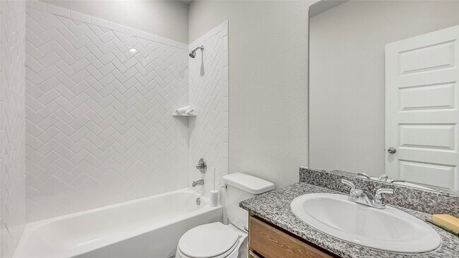 Building Photo - 3085 Arrow Wood Dr