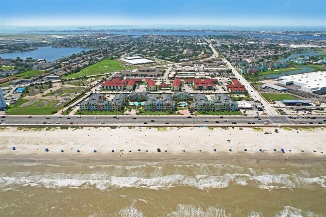 Building Photo - 7000 Seawall Blvd