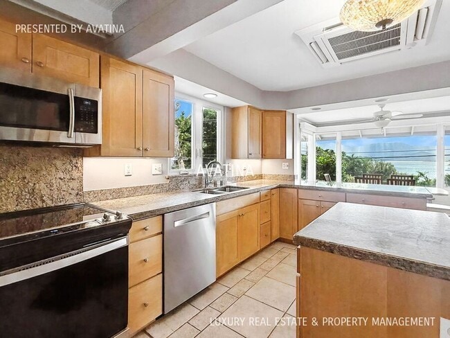 Building Photo - 44-442 Kaneohe Bay Dr-