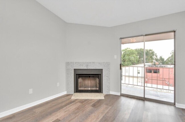 Building Photo - 10101 S Gessner Rd