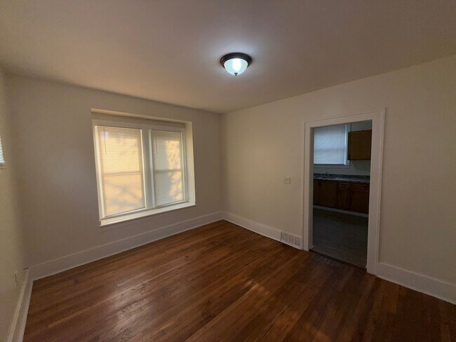 Building Photo - Open House Schedule Mon 9.1.25 @ 12:00pm, ...