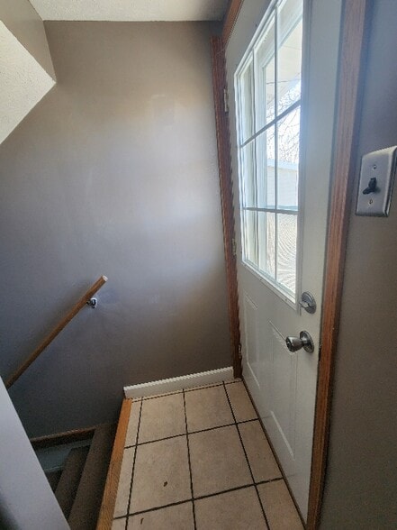 Building Photo - 730 S Chicago Ave