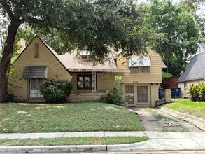 Building Photo - 5036 Milam St